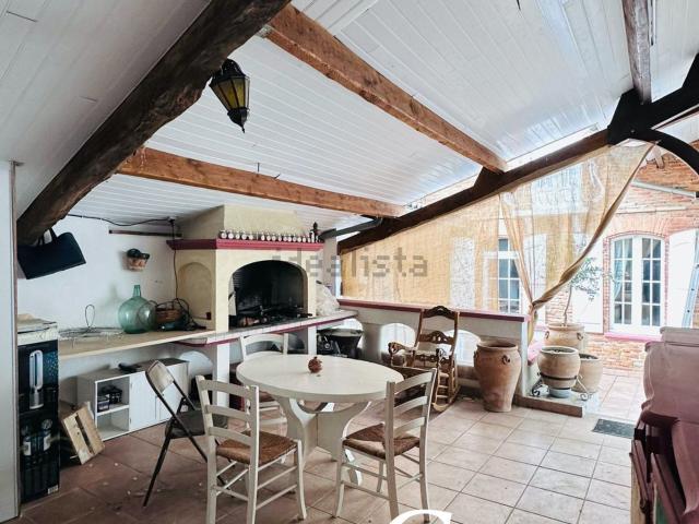 Maison, L&apos Isle Jourdain