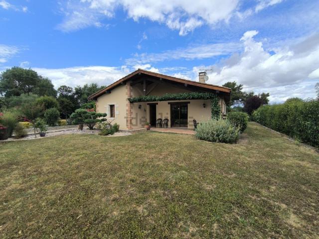 Maison, L&apos Isle Jourdain