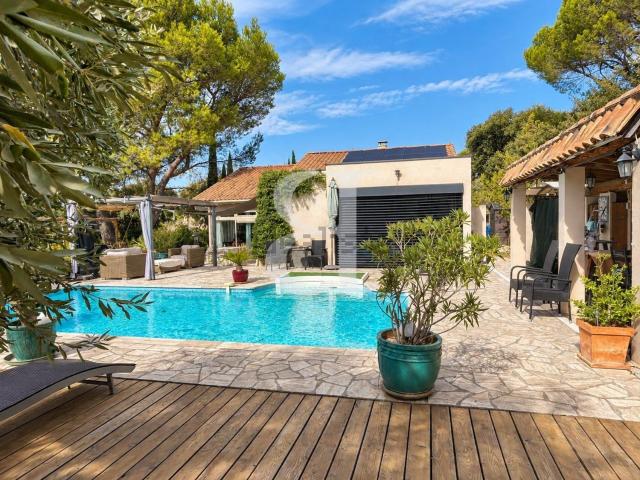 Maison, L&apos Isle sur la Sorgue