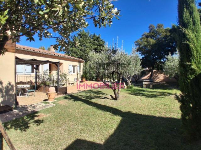 Maison, L&apos Isle sur la Sorgue