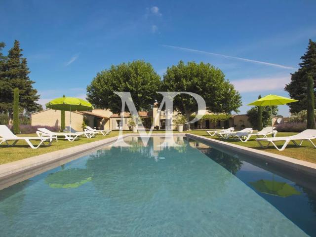 Maison, L&apos Isle sur la Sorgue