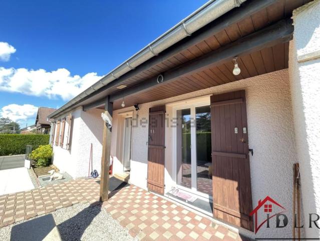 Maison, L&apos Isle sur le Doubs