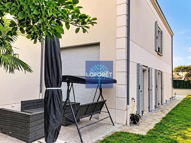 Maison L Isle Adam 6 pièce s 130.16 m2