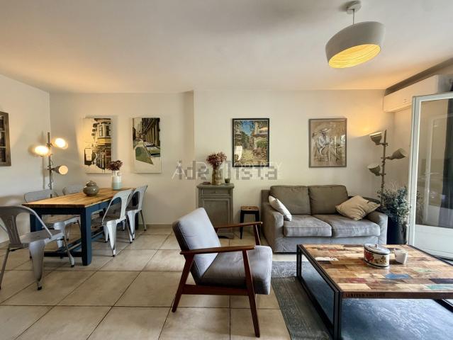 Maison, Lourmarin