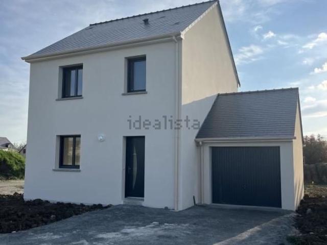 Maison, Louverné