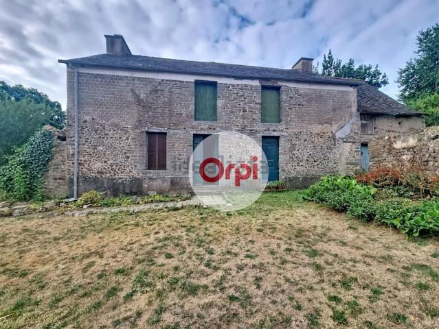Maison, Loyat