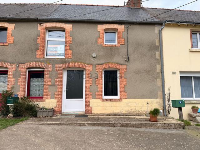 Maison, Loyat