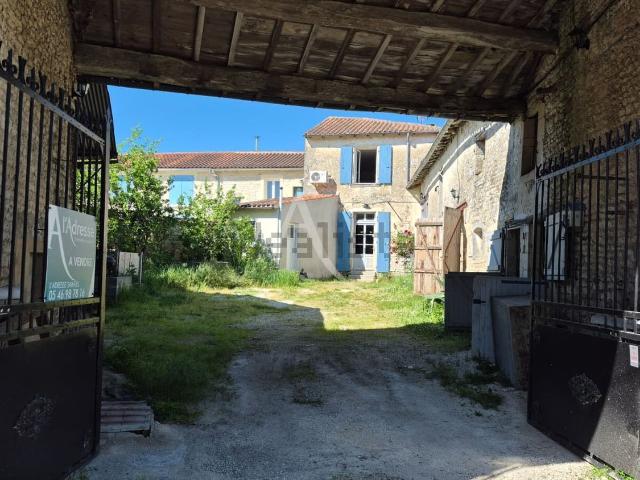 Maison, Loiré sur Nie