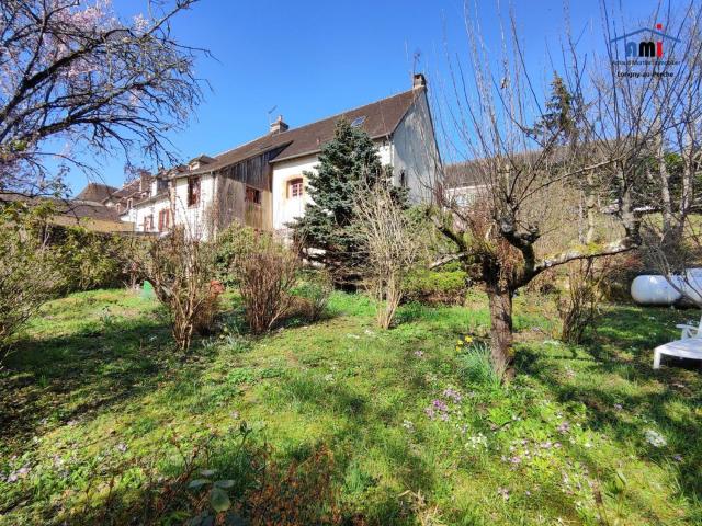 Maison, Longny les Villages