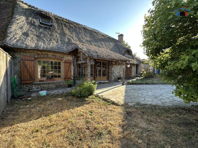 Maison, Longny les Villages