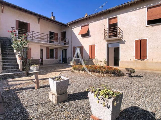 Maison, Longages