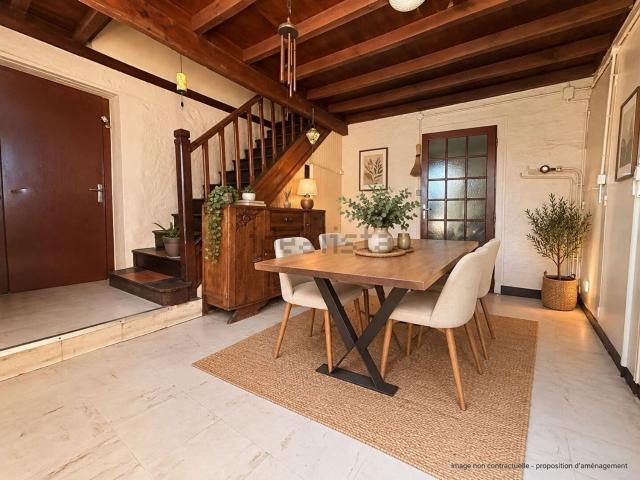 Maison, Lons