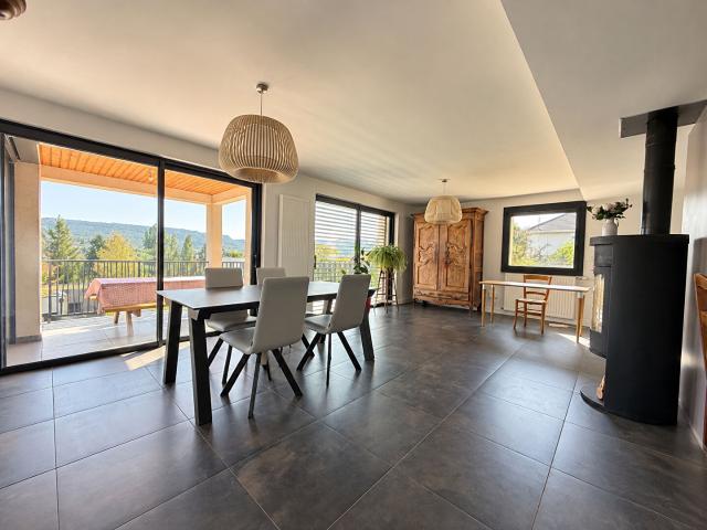 Maison Lons Le Saunier 8 pièces / 5 chambres / bureau / 172 m2