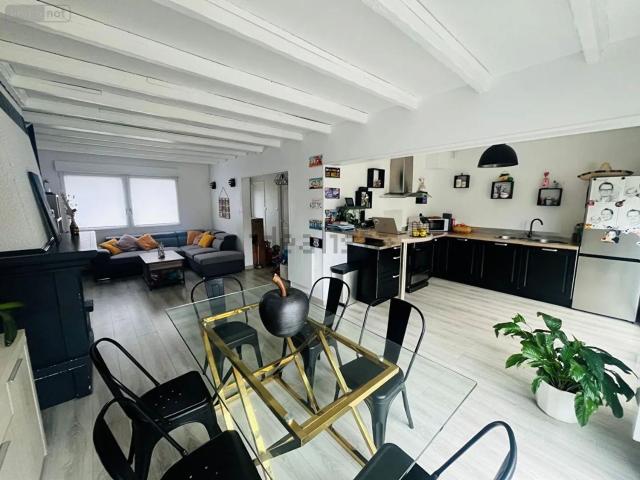 Maison, Loon Plage