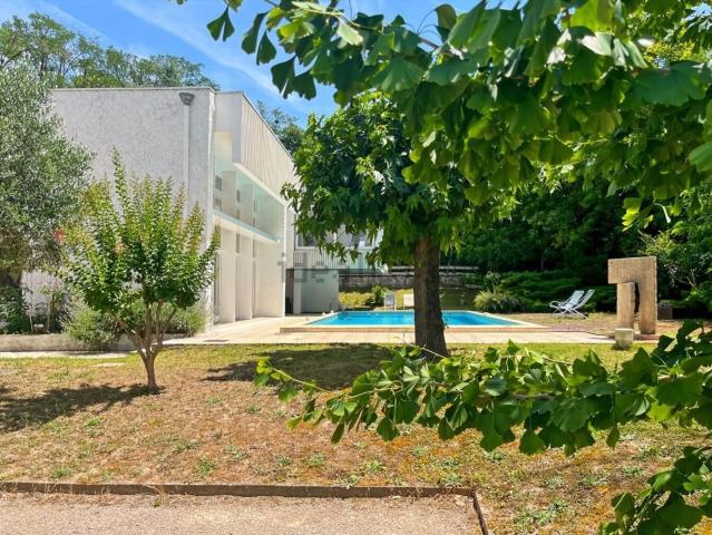 Maison, Loriol sur Drôme