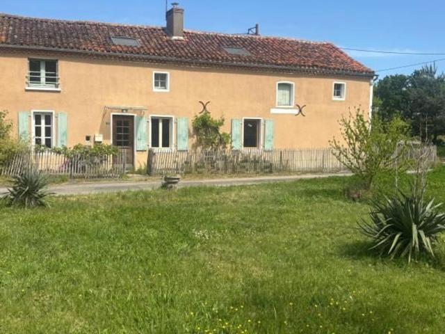 Maison, Lathus Saint Rémy