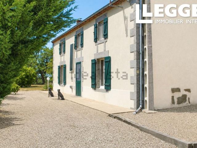 Maison, Lathus Saint Rémy