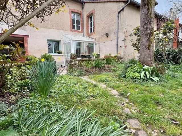 Maison, Lathus Saint Rémy