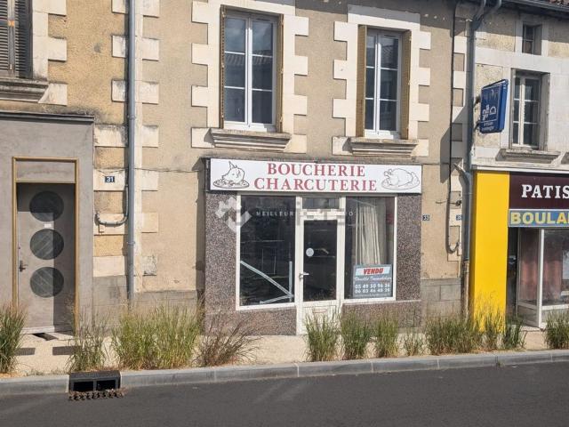 Maison, Latillé