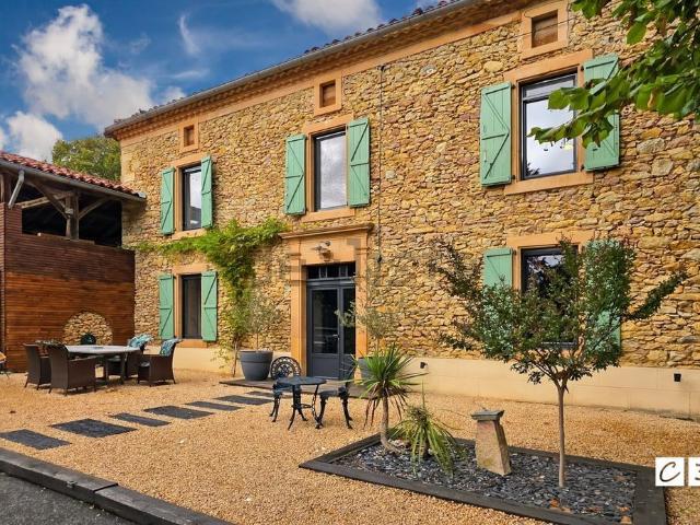 Maison, Latoue