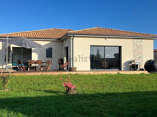 Maison, Latresne