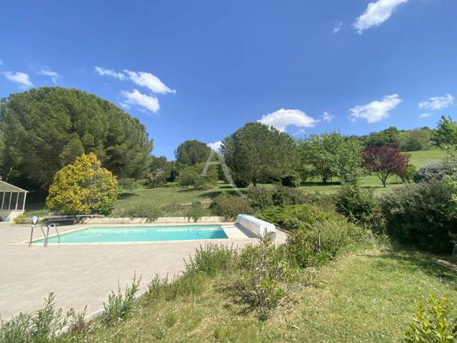 Maison Laurac 6 pièce s 174.98 m2