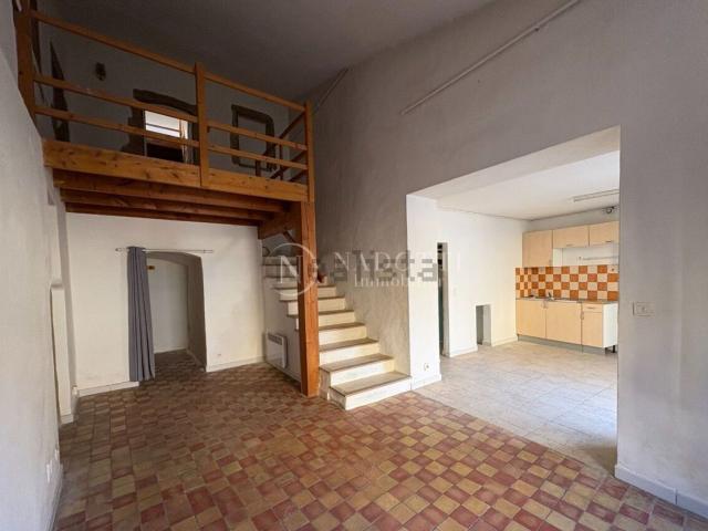 Maison, Lauris