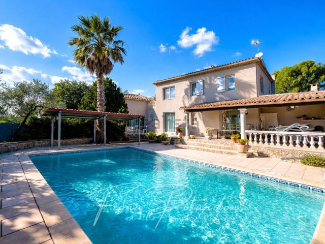 Maison, Lauris