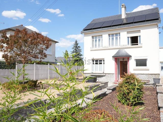 Maison, Laval