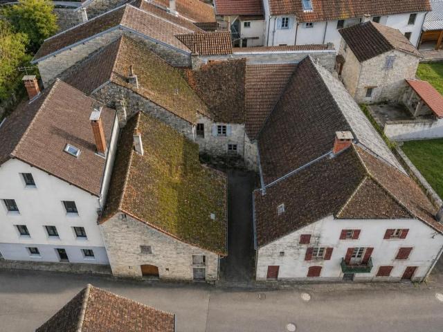 Maison, Lavigny