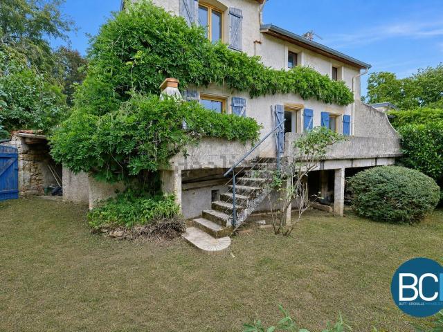 Maison, Lay Saint Christophe