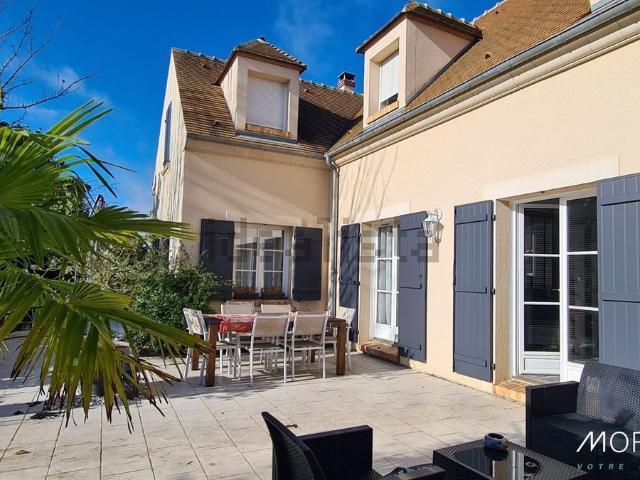 Maison, La Celle les Bordes