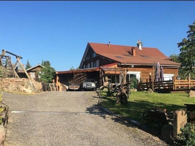 Maison, La Chapelle devant Bruyères