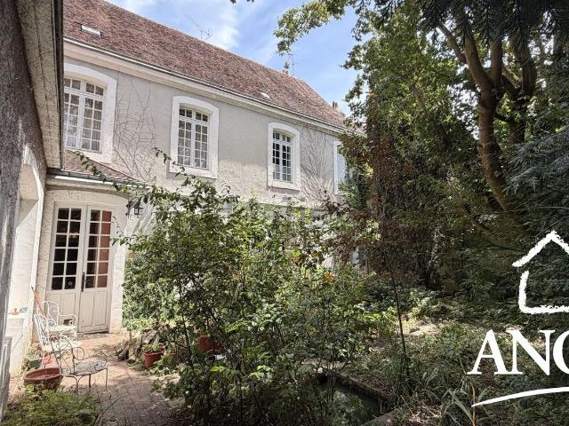 Maison, La Chapelle du Noyer