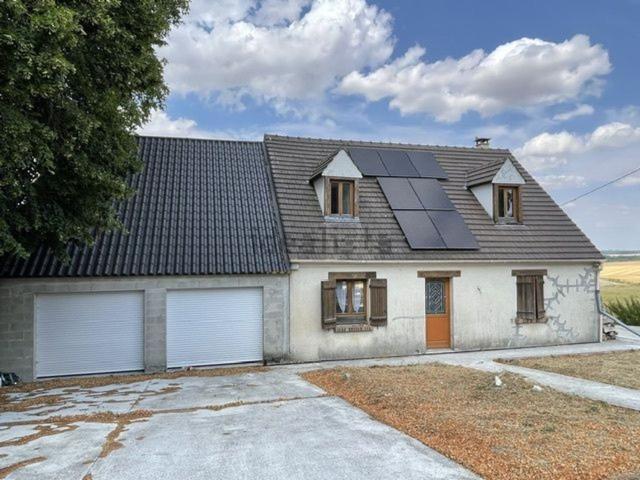 Maison, La Chapelle Moutils