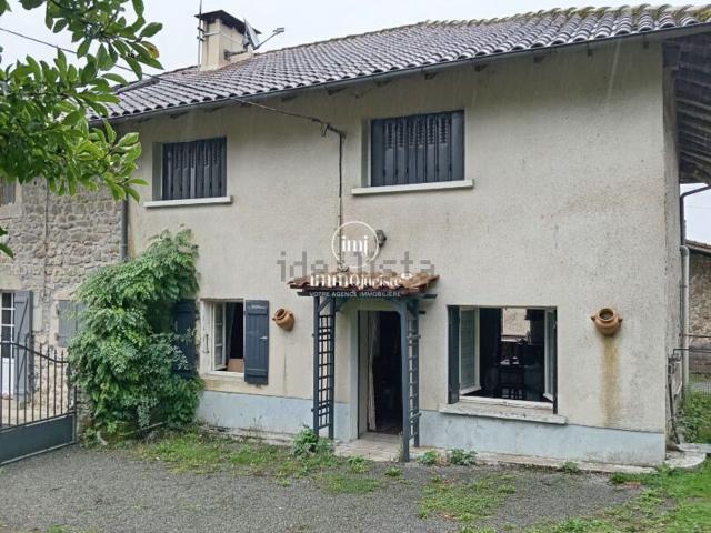 Maison, La Chapelle Montbrandeix
