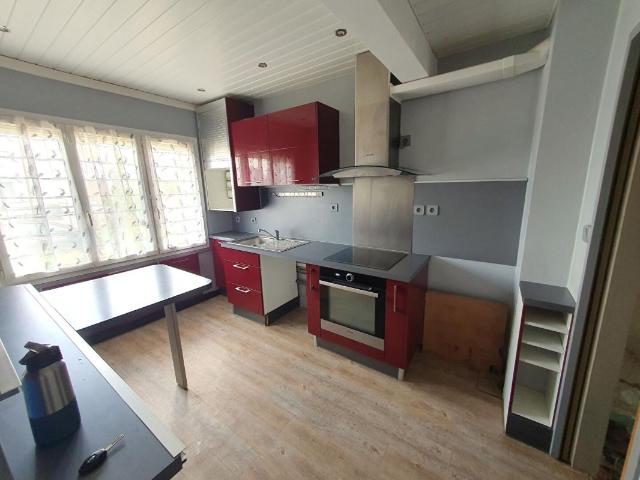 Maison La Chapelle Saint Ursin 5 pièce s 91 m2