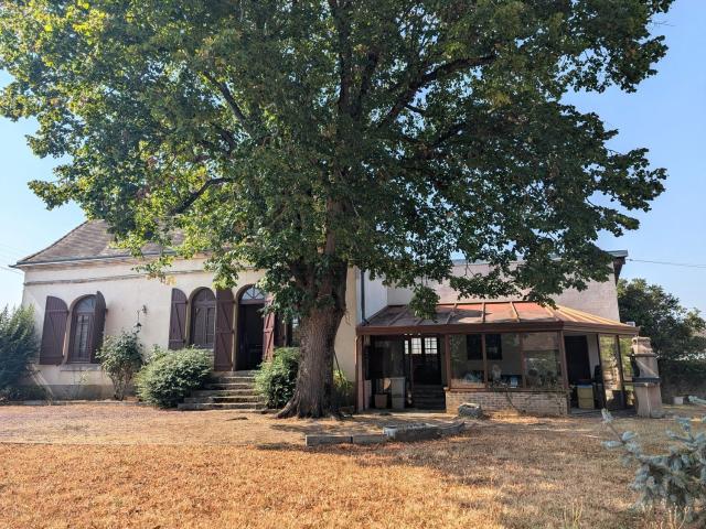 Maison, La Châtre