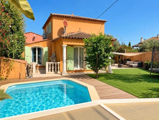 Maison, La Crau