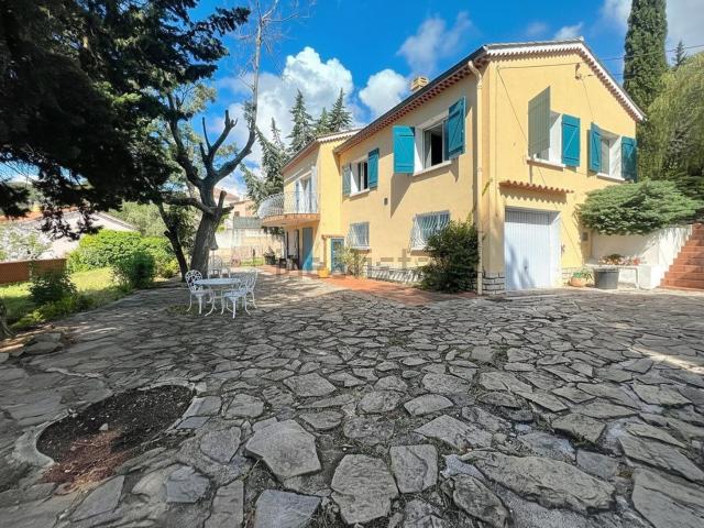 Maison, La Crau