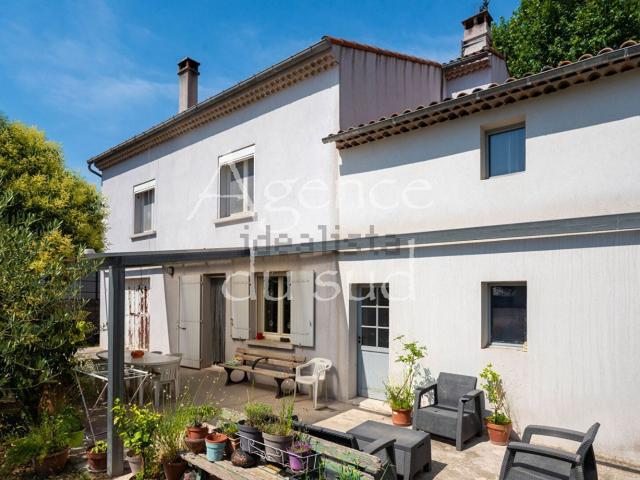 Maison, La Bouilladisse
