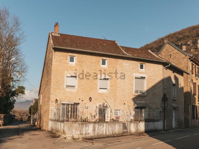 Maison, La Balme les Grottes