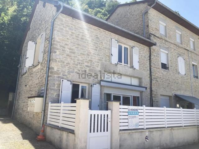 Maison, La Balme les Grottes