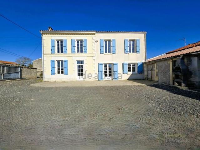 Maison, La Brousse