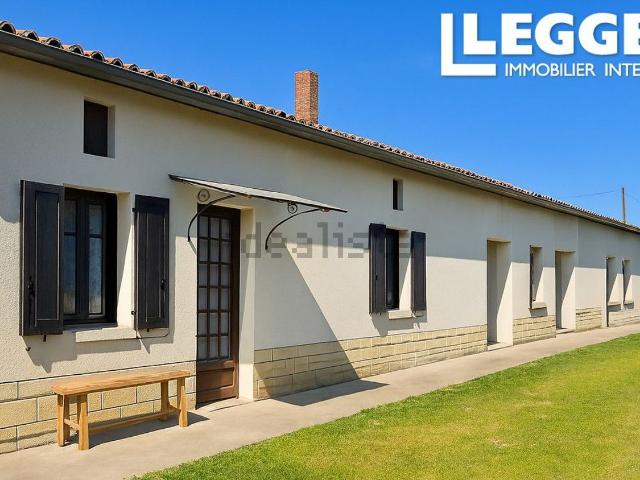 Maison, La Faye