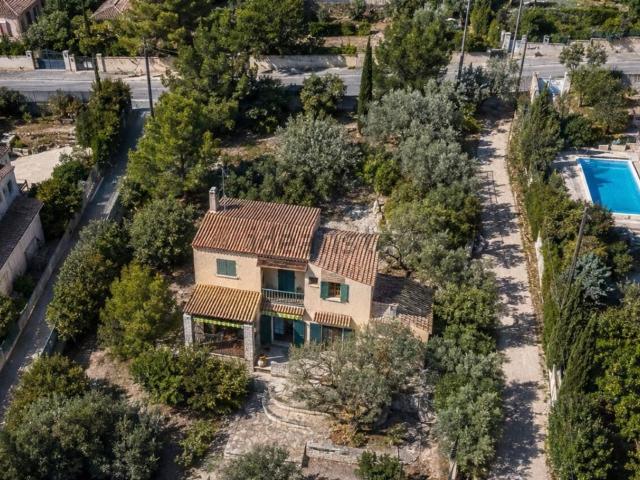 Maison, La Fare les Oliviers
