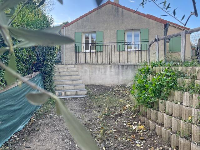 Maison La Fare Les Oliviers 2 pièce s 65 m2