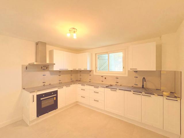 Maison La Fare Les Oliviers 6 pièce s 175 m2 Terrain 470m²