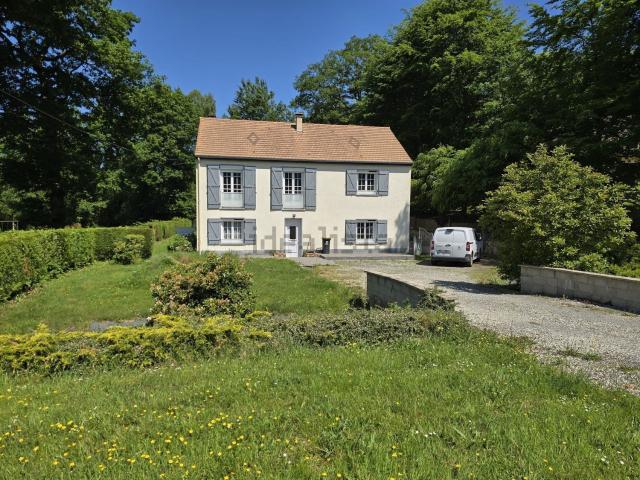 Maison, La Ferrière aux Étangs