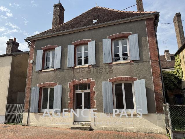 Maison, La Ferté Loupière